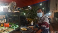 Warung Pisang Plenet Pak Yuli salah satu yang masih eksis di Semarang. Sudah berdiri sejak tahun 1970. Foto: detikFood/Yenny Mustika Sari
