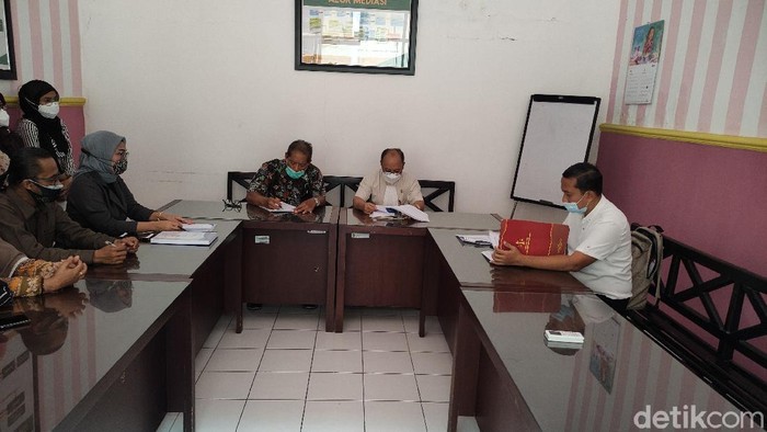 warga yang tertipu perumahan fiktif