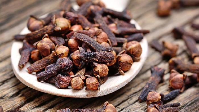 5 Manfaat Cengkeh dalam Minuman, Cegah Kanker dan Sehatkan Hati