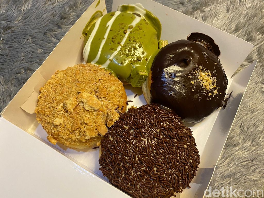 Chocban Jakarta: 'Strudel' Pisang Kekinian dan Donat Sourdough Premium Kesukaan Seleb
