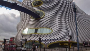 Gedung Selfridges, Birmingham. Foto: Brightside