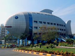 Imajinasi Arsitek Ciptakan Gedung Bentuk Anjing Hingga Naga