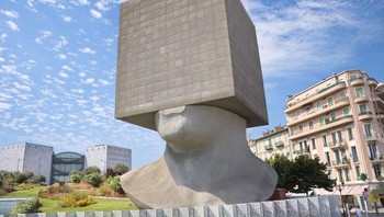 Perpustakaan umum Nice, Prancis.  Foto: Brightside