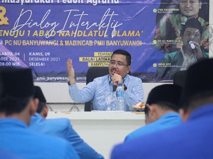 Ketua Gerindra Jatim Anwar Sadad hadir sebagai pemateri dalam pelatihan kader lanjut PC PMII Banyuwangi. Di hadapan para kader PMII, Sadad mengingatkan pentingnya menjaga budaya Indonesia.