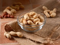 Kacang Tanah Itu Buah, Akar, Biji, atau Umbi? Begini Faktanya!