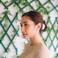 Begini detail busana lulusan International Graduate Program di Harvard Business School yang membuatnya semakin menawan.Foto: Instagram