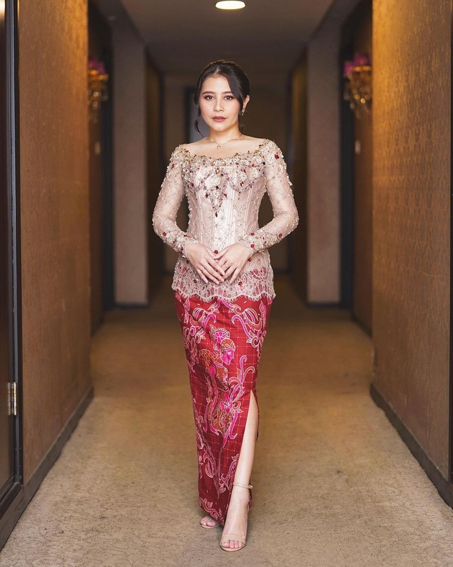 Begini penampilan keseluruhannya yang tampak anggun. Foto: Instagram