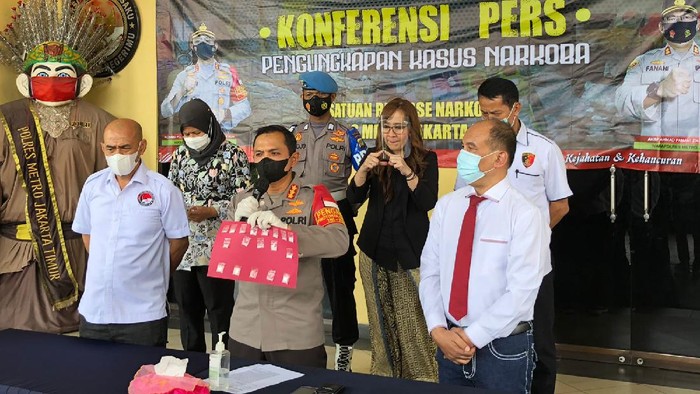 Ketua RT di Utan Kayu Jaktim tertangkap pesta sabu bareng bandar