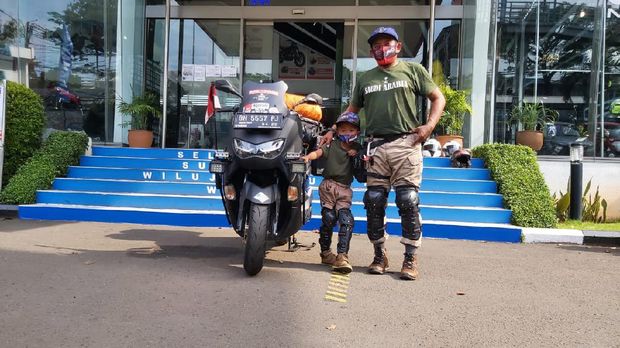 Lilik Gunawan dan Balda ke Timor Leste naik Yamaha Nmax