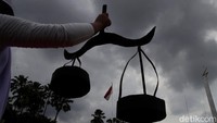 Menurutnya Polri turut mengambil andil agar HAM dapat terus diperjuangkan di Indonesia.  
