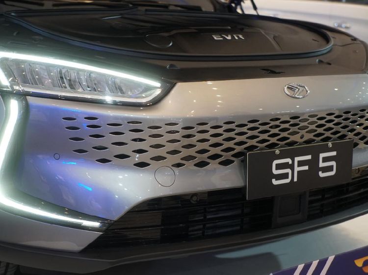 Manuver DFSK di Indonesia, Perkenalkan SUV Listrik Kencang: Seres SF5