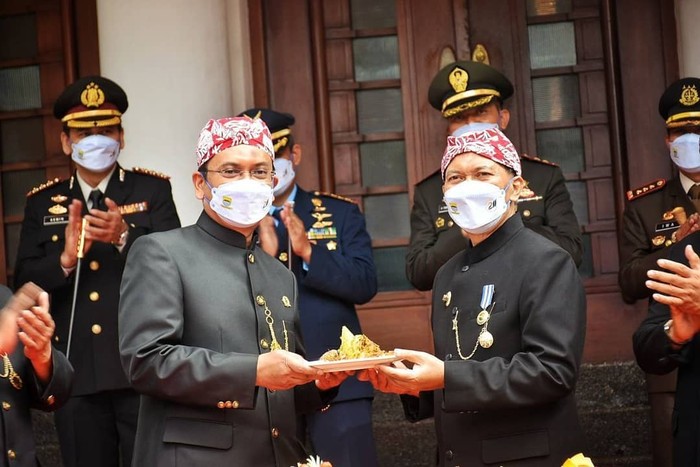 Oded M Danial Mengenang Almarhum Oded, Wali Kota Bandung yang Cinta Kuliner Lokal