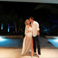 Dari Bora-Bora, dua seioli ini melanjutkan perjalanan mereka ke Kepulauan Karibia. Foto: Instagram/@parishilton