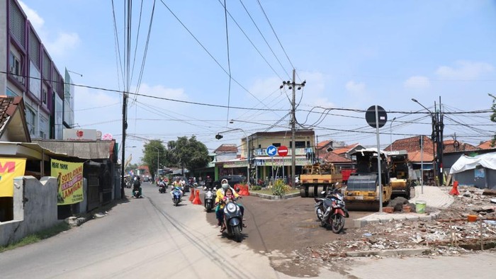 Pelebaran Jalan Pasar Suko Sidoarjo Pekan Ini Selesai