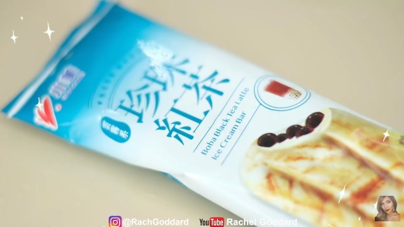 Rachel Goddard Cicip Es Krim Sultan dengan Harga Paling Mahal Rp 380 Ribu
