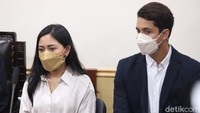 (Saya) berjanji untuk tidak melakukan ini lagi dan jadi pribadi yang lebih baik, ungkapnya lagi. (Foto: Palevi/detikcom)
