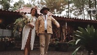 Ini adalah pernikahan kedua bagi Ramon Y Tungka. Foto: Instagram Cisya dan Ramon Y Tungka