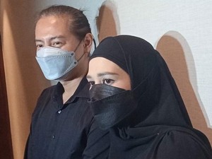 Klarifikasi Roger Danuarta soal Pisah Ranjang dengan Cut Meyriska