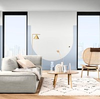 Warna biru yang cerah juga memberi efek lapang pada ruangan yang mungi. (Foto: Dok: Dulux/Akzo Nobel)