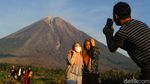 Pasca Erupsi, Semeru Masih Gagah Tinggi Menjulang