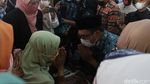 Momen Haru Saat Jenazah Wali Kota Bandung Mang Oded Disalatkan