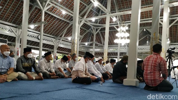 ASN Kota Bandung gelar doa bersama untuk Oded M Danial