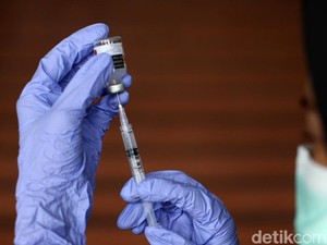 Laju Vaksinasi Covid-19 RI Dilaporkan Melambat