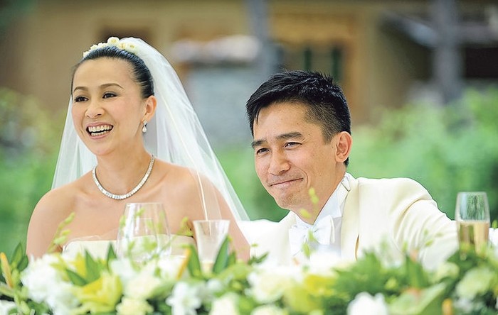 Cinta Abadi Tony Leung-Carina Lau: Pacaran 19 Tahun Berujung Menikah Cinta Abadi Tony Leung-Carina Lau: Pacaran 19 Tahun Berujung Menikah