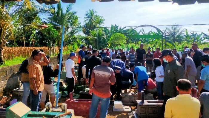 Jenazah Polisi yang Meninggal Diduga Bunuh Diri Sudah Dimakamkan