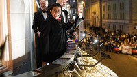 Maria Ressa merupakan jurnalis Filipina yang mendapat represi dari rezim Presiden Rodrigo Duterte. Setidaknya ia ditangkap hingga 10 kali oleh aparat karena tulisan dan pendiriannya. (AP Photo/Alexander Zemlianichenko)