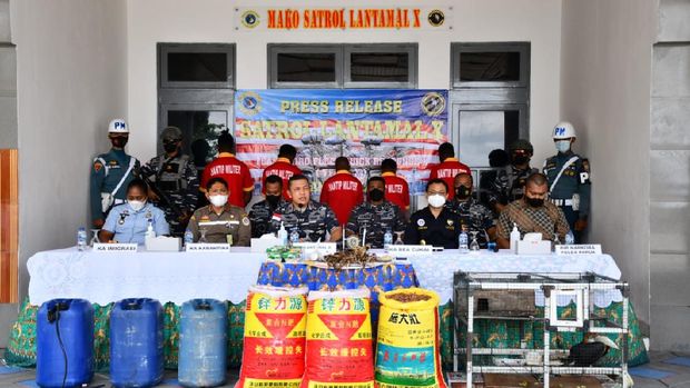 Penangkapan 5 Orang di Perairan laut Jayapura