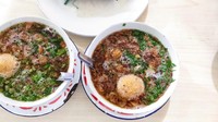 Ini Kelezatan Sop Cendrawasih Mas Tomo yang Bertahan 69 Tahun di Makassar