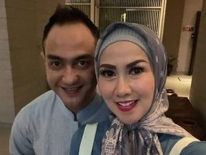 Venna Melinda Pamer Gaun Pengantin, Dikritik Tak Sesuai Umur Sampai Seksi