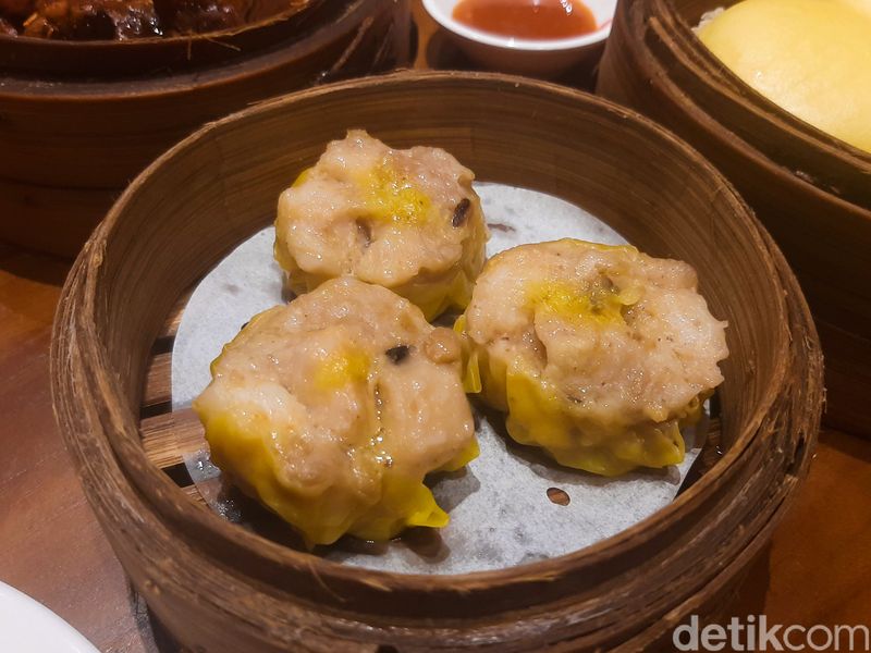 Wing Lok Dimsum, Resto Dimsum Halal Buka 24 Jam di Jalan Pangeran Antasari, Jakarta Selatan.