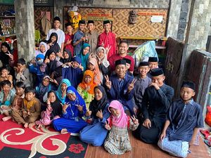 Mengangkat Anak Jalanan Lewat Pendidikan, Ini Cerita Sanggar Senja
