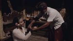 Ariel Tatum Cantik Berkebaya di Pulau Dewata