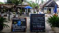 Lalu Kusnawan, ketua Asosiasi Hotel Gili yang mengelola resor di Trawangan, menyebut ada sekitar 800 hotel dengan 7.000 kamar tetapi hanya antara 20 dan 30 properti yang tetap buka.