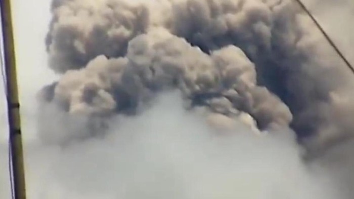Guguran awan panas Merapi