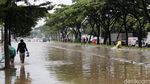 Hindari Rute Gedebage! Ada Genangan, Lalu Lintas Tersendat