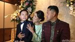 7 Potret Bahagia Melanie Putria Dilamar Dokter