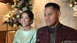 7 Potret Bahagia Melanie Putria Dilamar Dokter