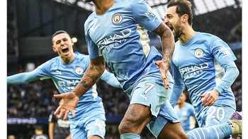 Sementara, City, MU, dan Liverpool, masing-masing menang satu gol dari titik penalti. Foto: Internet