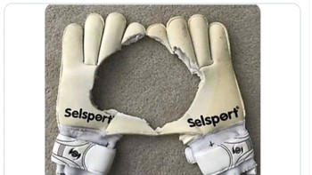 Edouard Mendy sempat jago clean sheet, tapi sekarang kok sering kebobolan. Foto: Internet