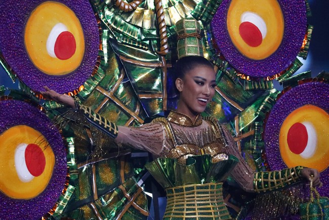 Miss Universe Vietnam Kim Duyen Nguyen Huynh. Foto: AP/Ariel Schalit