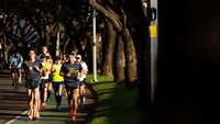 Seluruh pelari Maybank Marathon Anywhere di ketiga kategori wajib menyelesaikan run challenge dalam satu waktu (single continuous run). Pelari dapat memilih untuk menyelesaikan challenge larinya di hari Sabtu 11 Desember 2021 atau hari Minggu, 12 Desember 2021.
