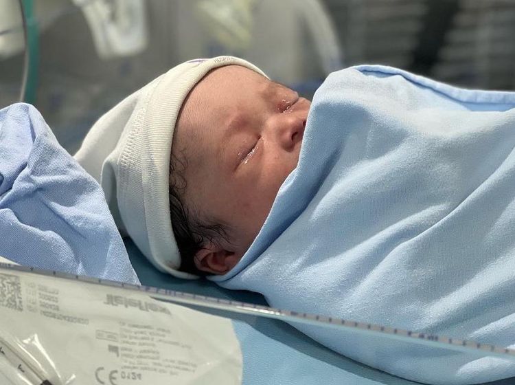 Ini Dia Wajah Anak Nathalie Holscher dan Sule