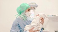 Dokter Nissa adalah dokter yang membantu proses persalinan Nathalie. Foto: Instagram Sule