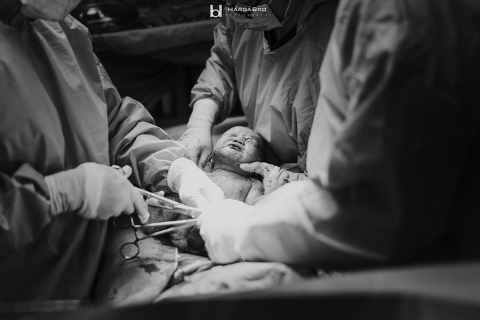 Tangis Haru Kesha Ratuliu Lahirkan Anak Pertama Tangis Haru Kesha Ratuliu Lahirkan Anak Pertama