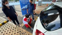 Uji emisi digelar dengan tujuan untuk mengetahui kinerja mesin dan tingkat efisiensi pembakaran dalam mesin kendaraan bermotor serta untuk kebersihan udara.