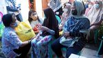 Bantuan Sembako untuk Ibu-ibu Terdampak COVID-19